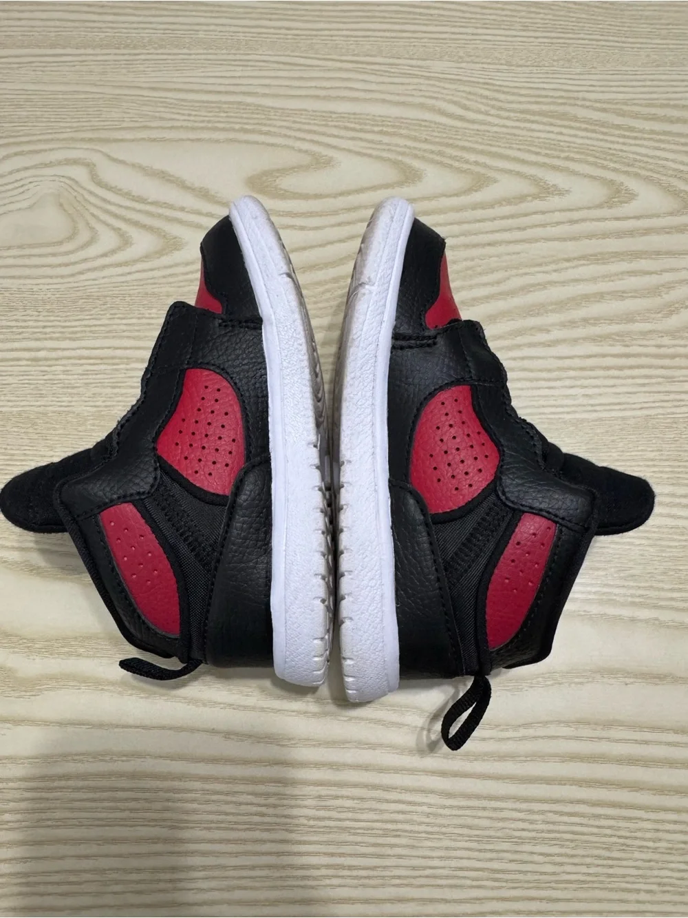 Air Jordan Kids' Basketball Sneakers 9C